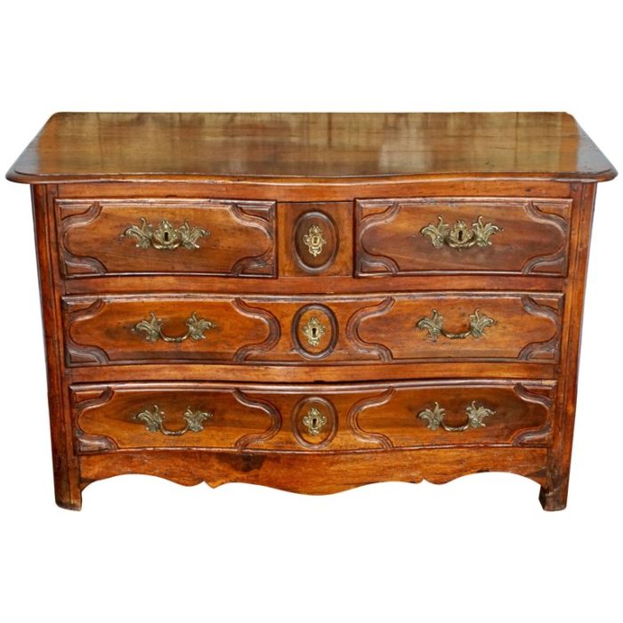 French Louis XV 18th Century Walnut Commode Chest